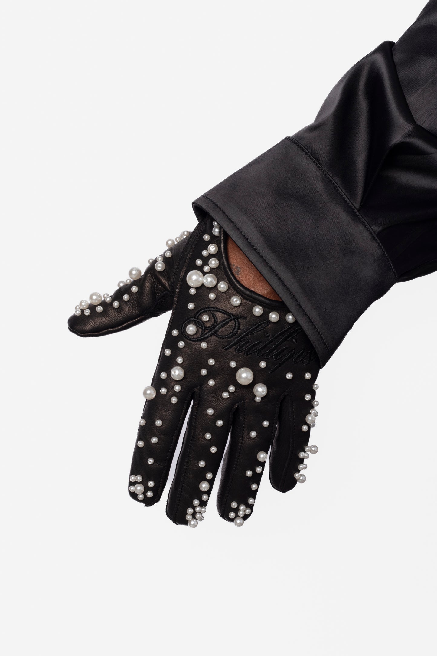 PEARL GLOVES- BLACK