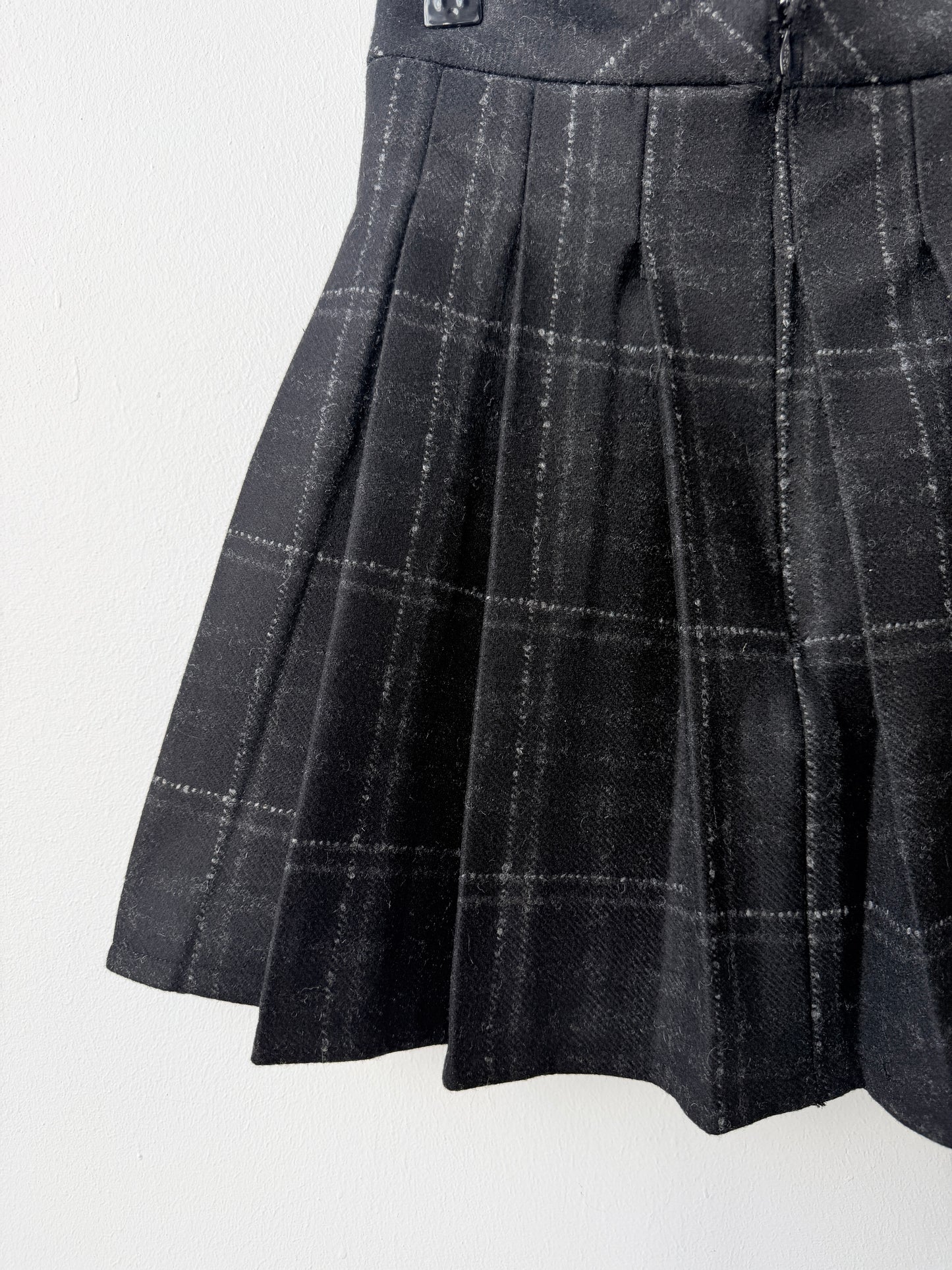 Plaid High Waisted Skirt - Black