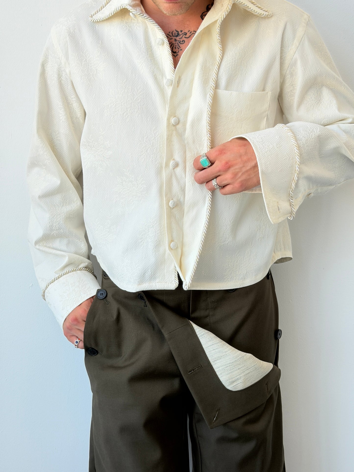 LS Emb. Lasso Shirt Ivory Lace - M