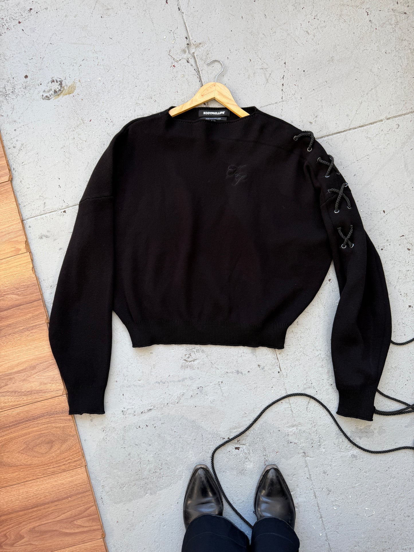 Lasso Sweater- Black