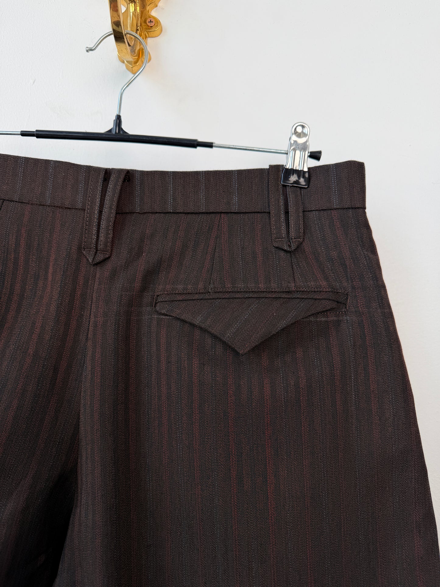 Pleated Pinstripe Shorts - Brown - 33