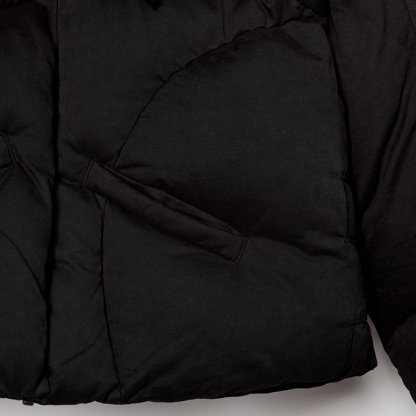 Cargo Puffer - Black
