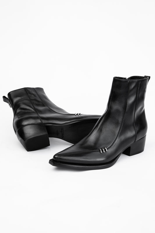 POINTED LEATHER BOOT - BLACK