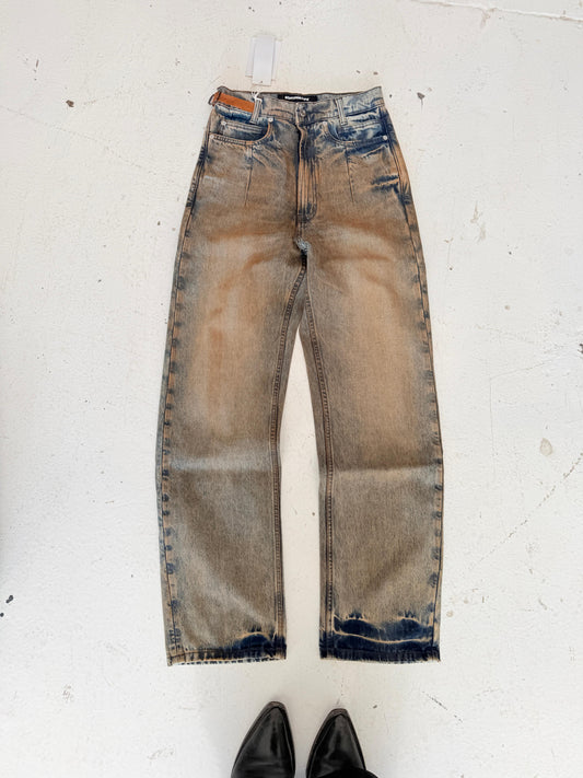 CRV DRTY TRV JN - FRONT
