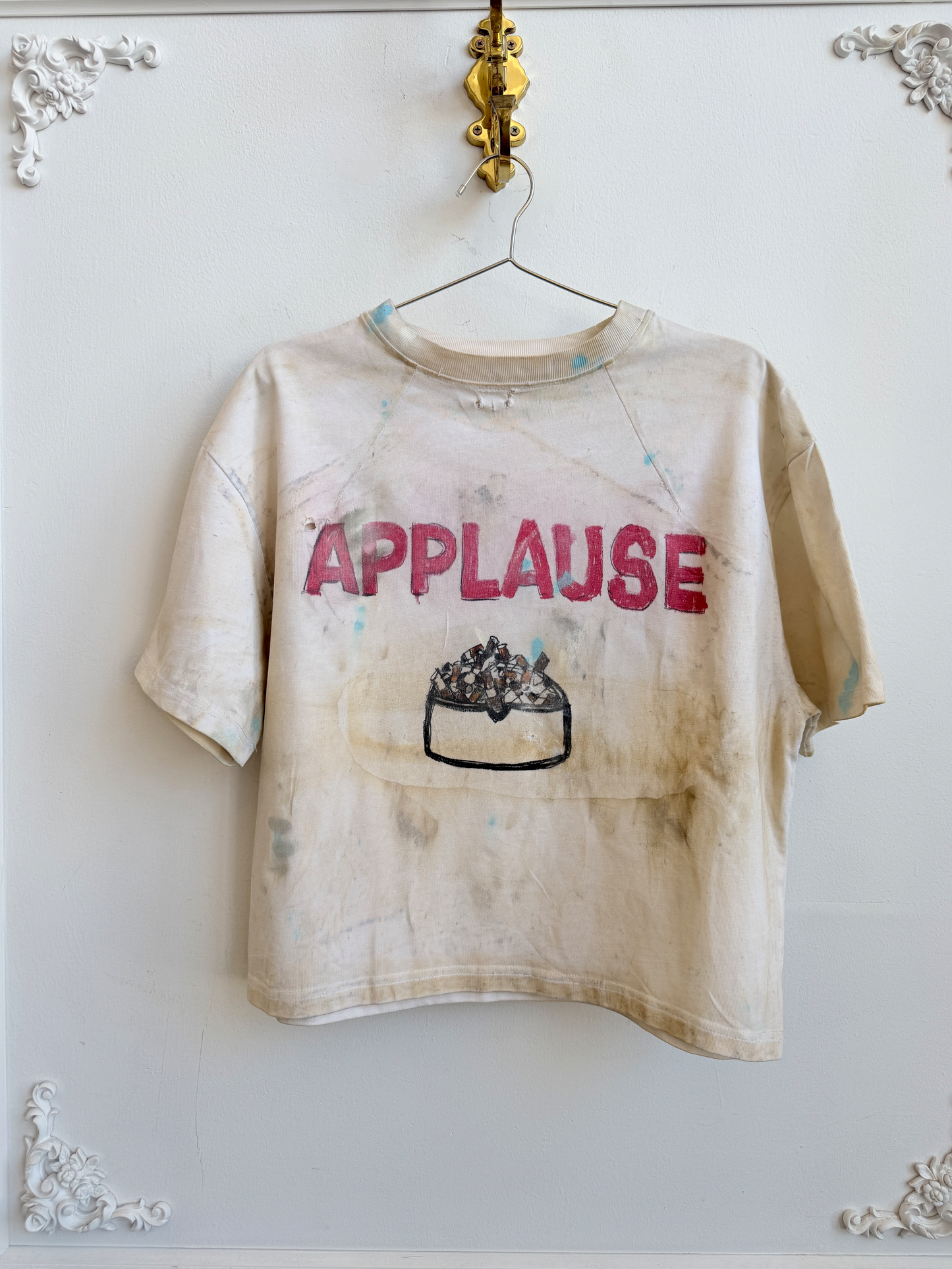 Applause Tee Distressed - M