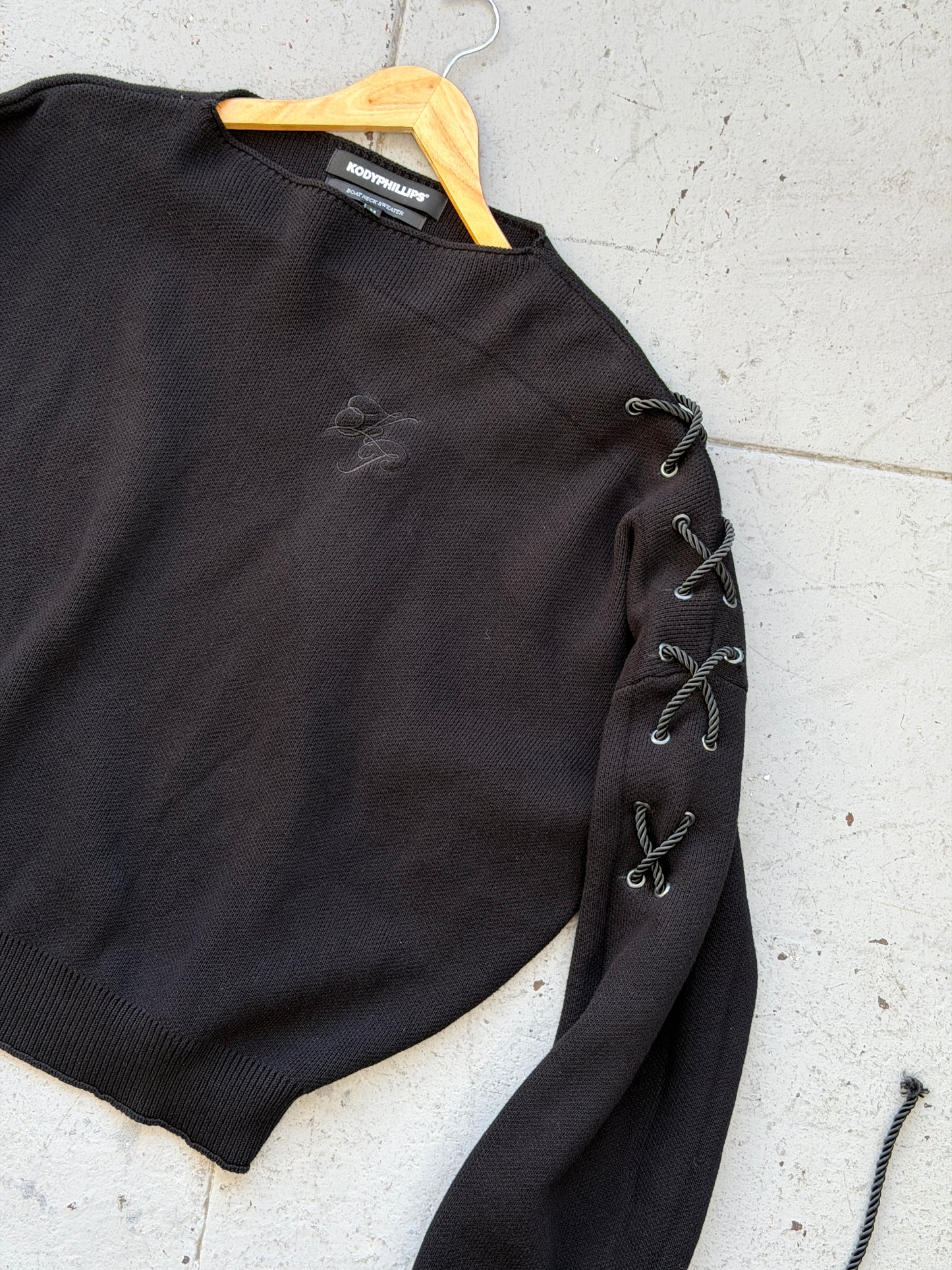 Lasso Sweater- Black