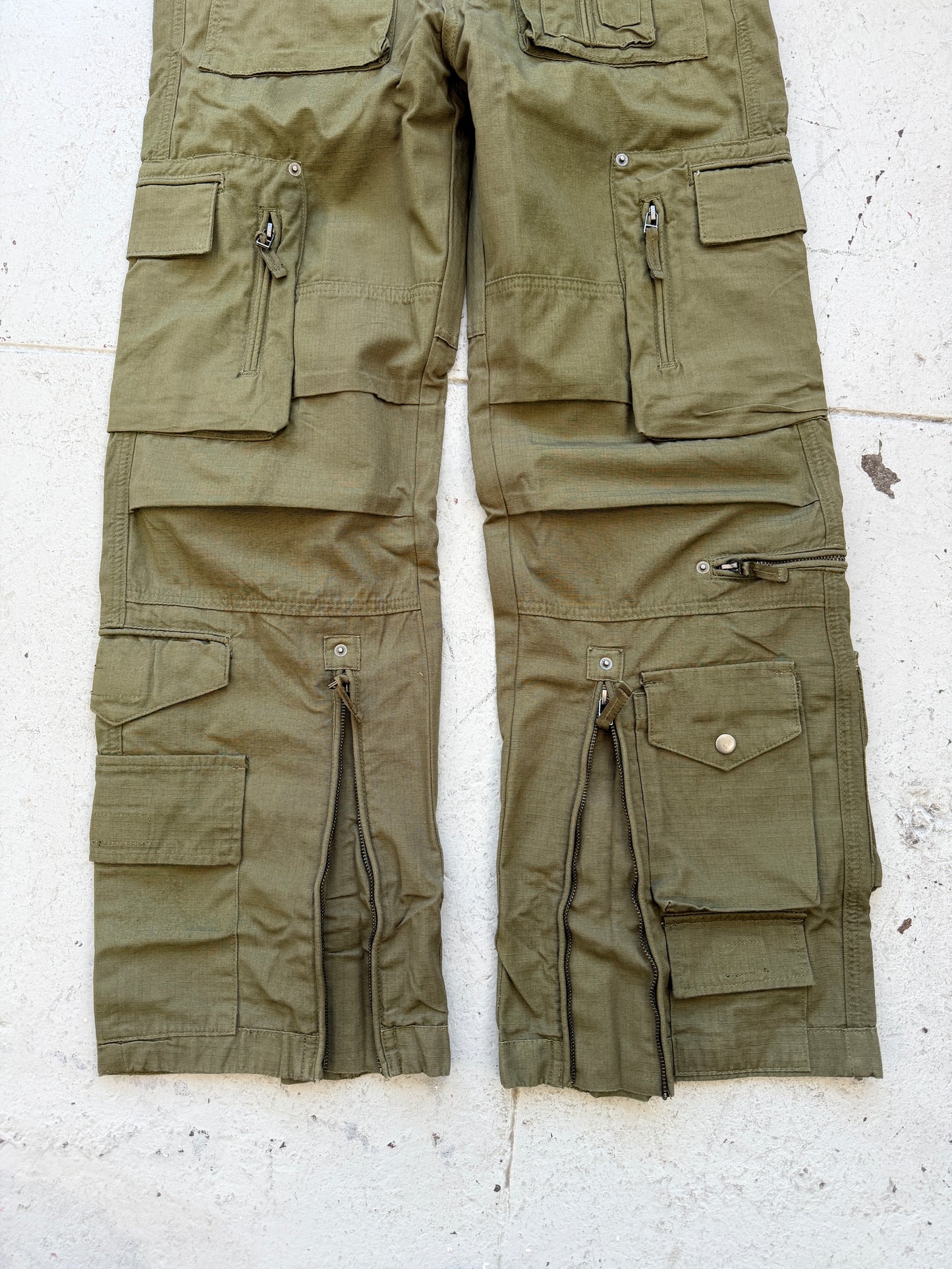 [28, 30, 34] Rip Van Kody-GREEN