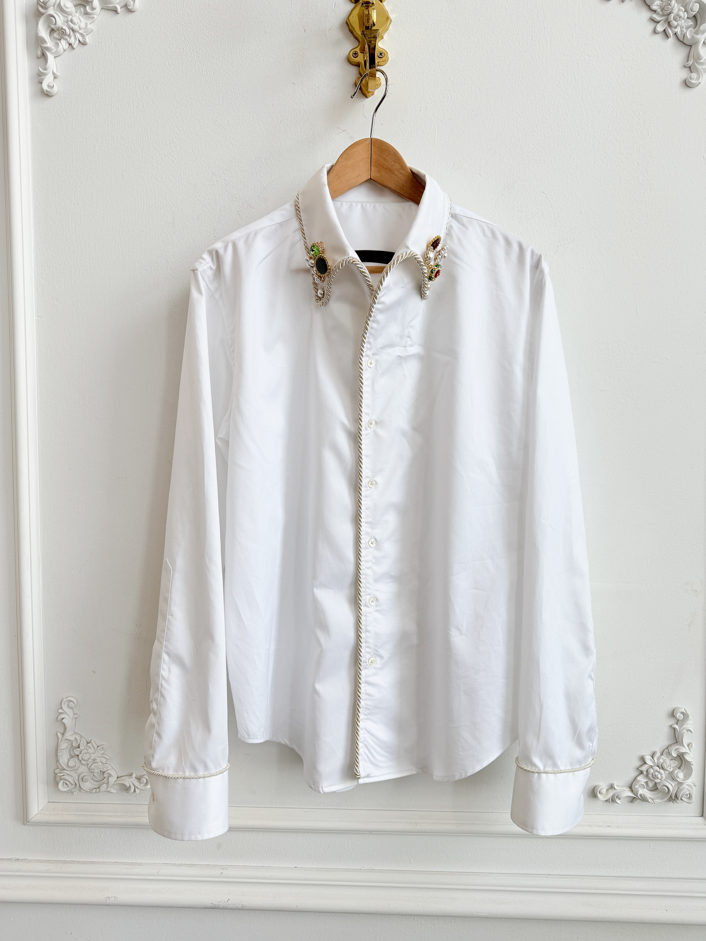 Emb. Buttondown Italian Collar Lasso Shirt-  M