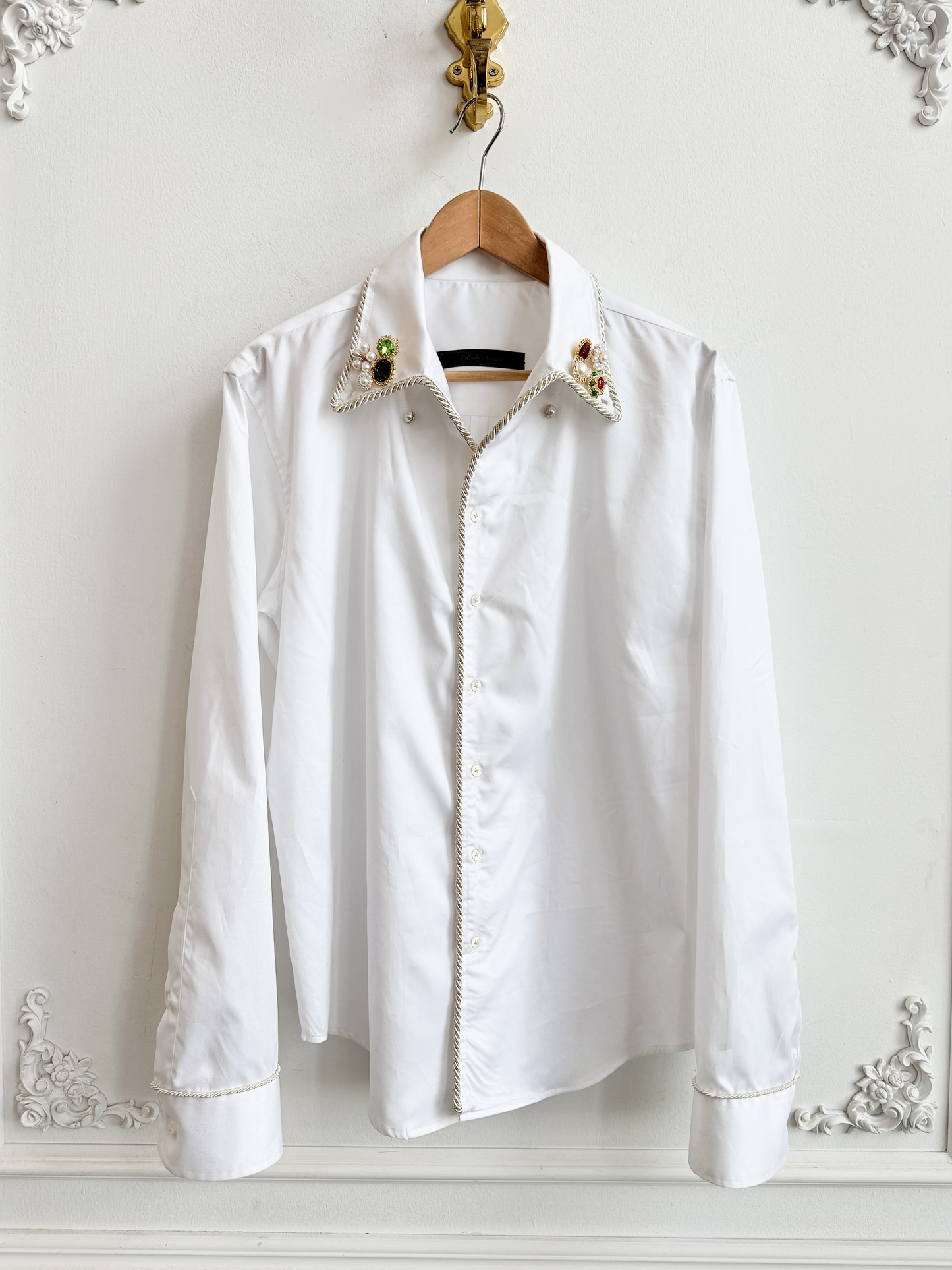 Emb. Buttondown Italian Collar Lasso Shirt-  M