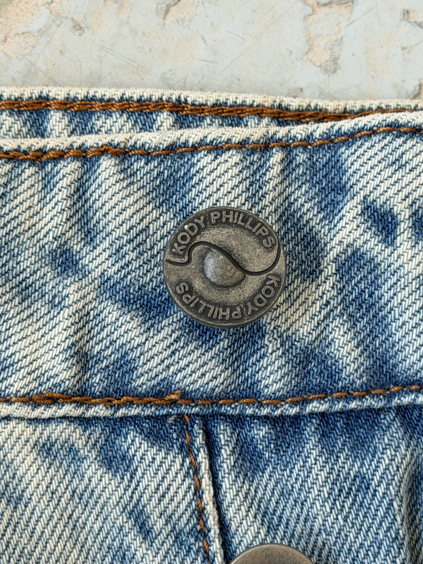 CURVE JEANS-WASHED BLUE