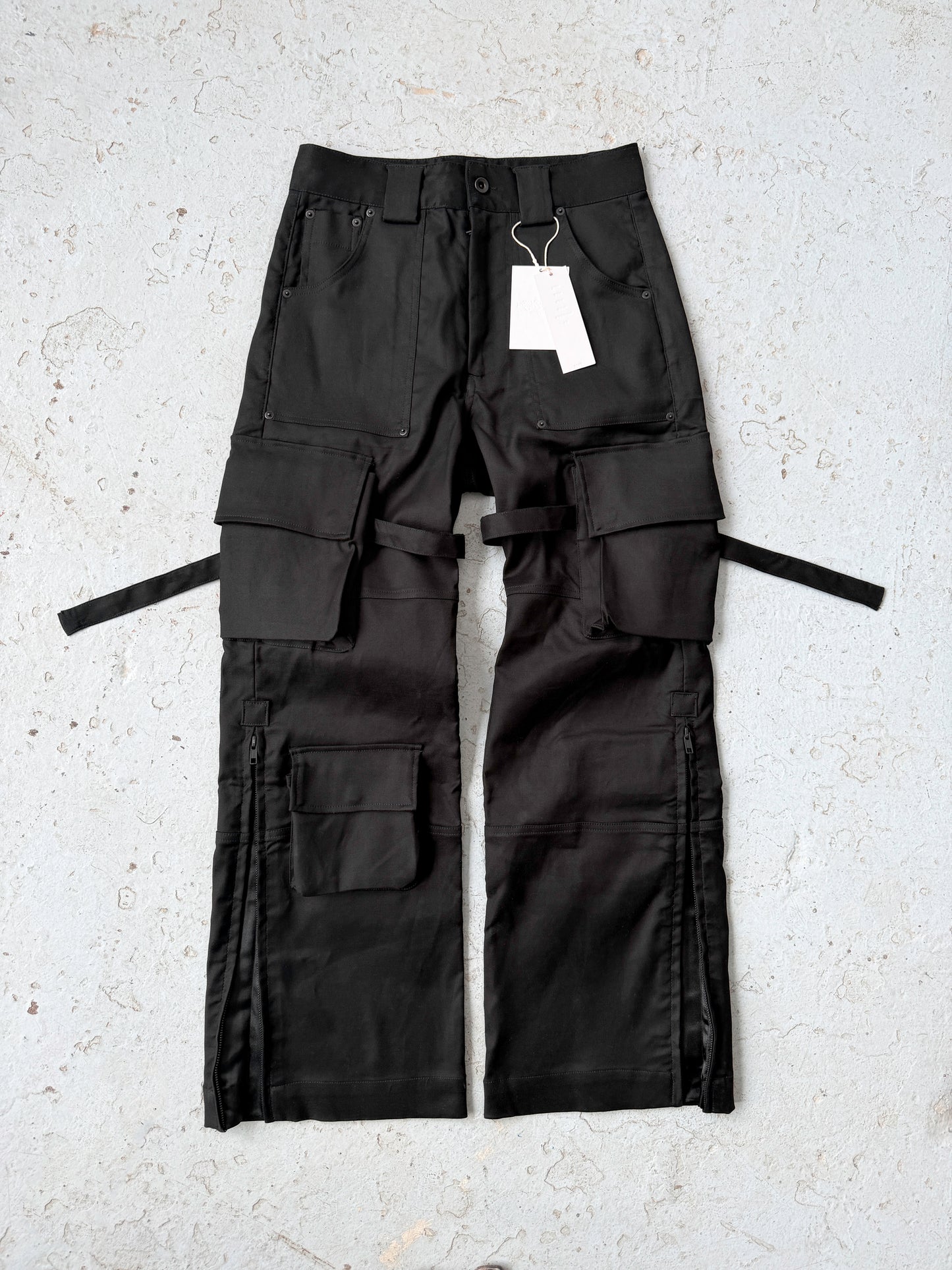 Mr. Poopy Pants Black - 28