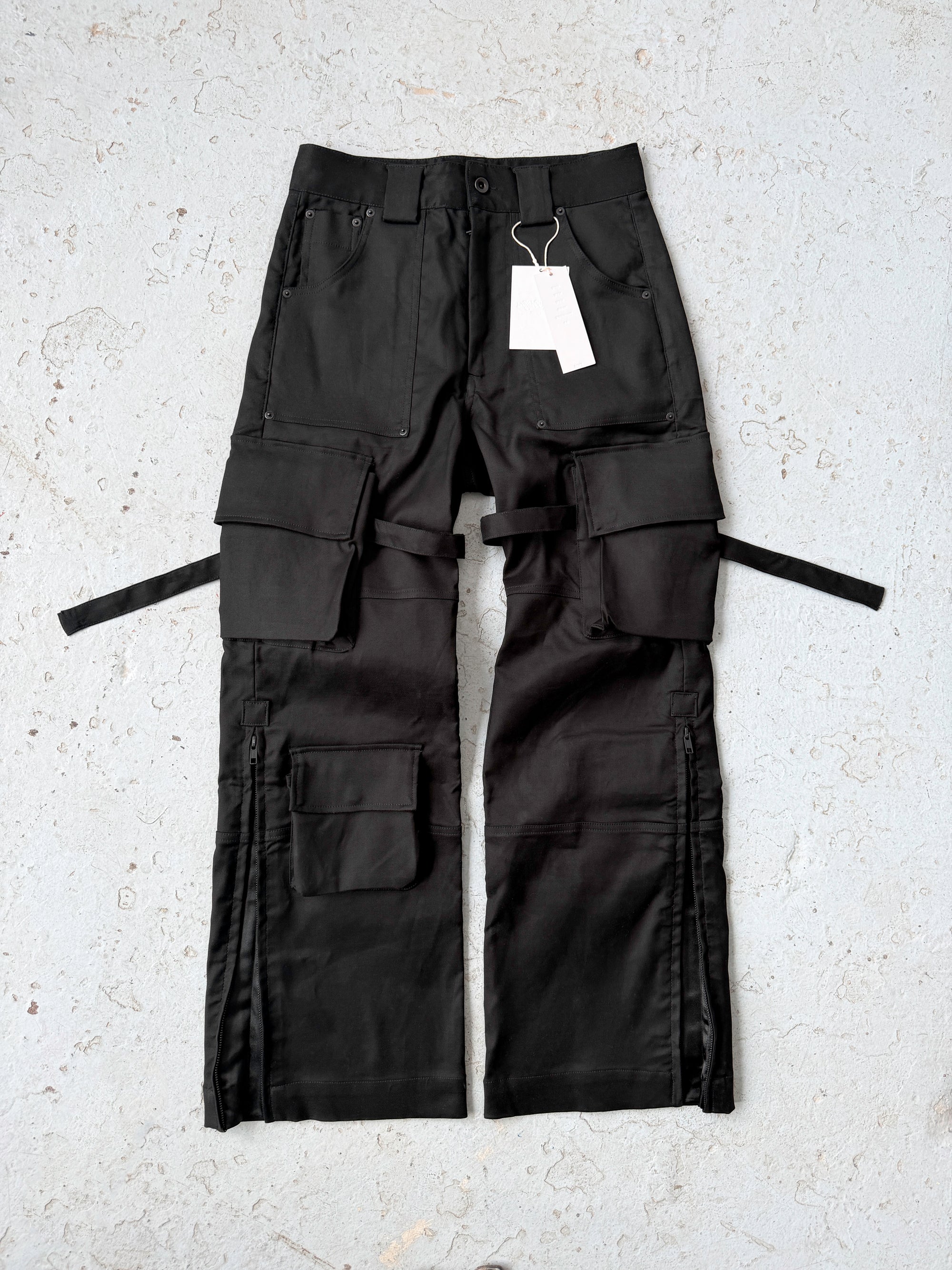 Mr. Poopy Pants Black - 28