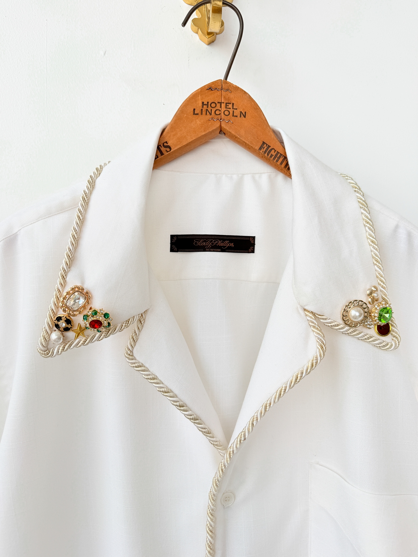 SS Emb. Lasso Shirt Camp White- M