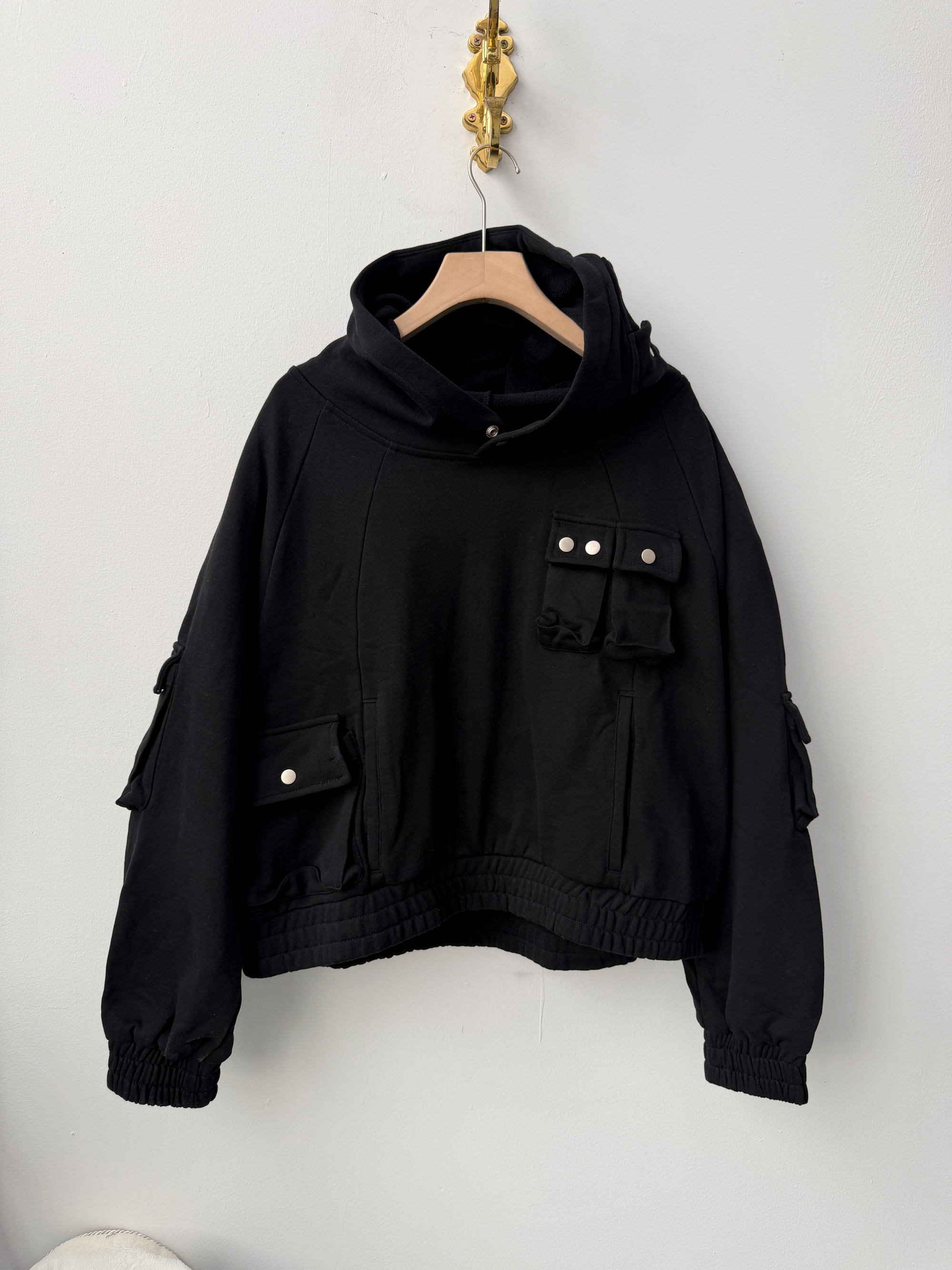 Pullover Cargo Hoodie Black-M
