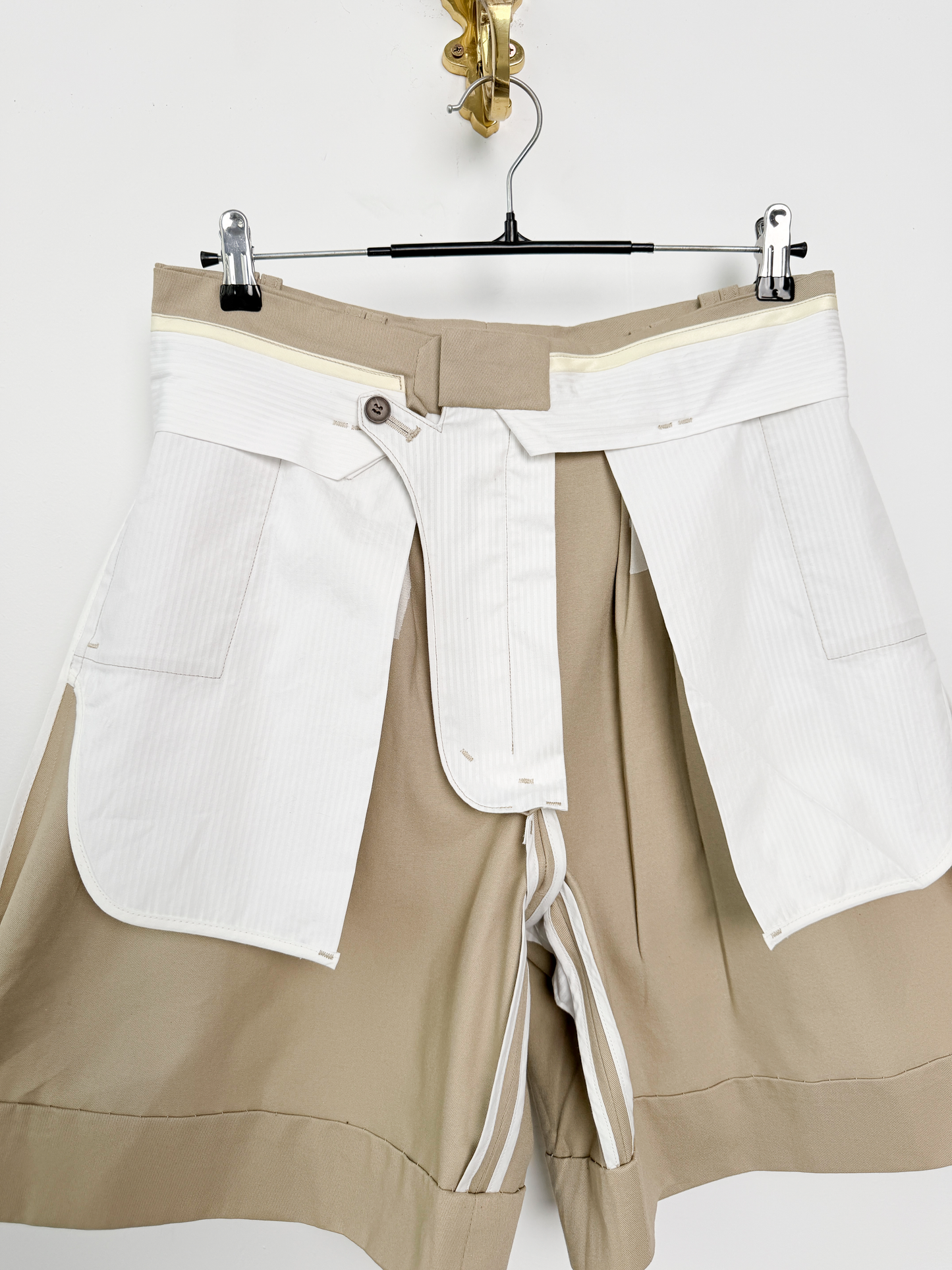 Pleated Shorts Khaki-32