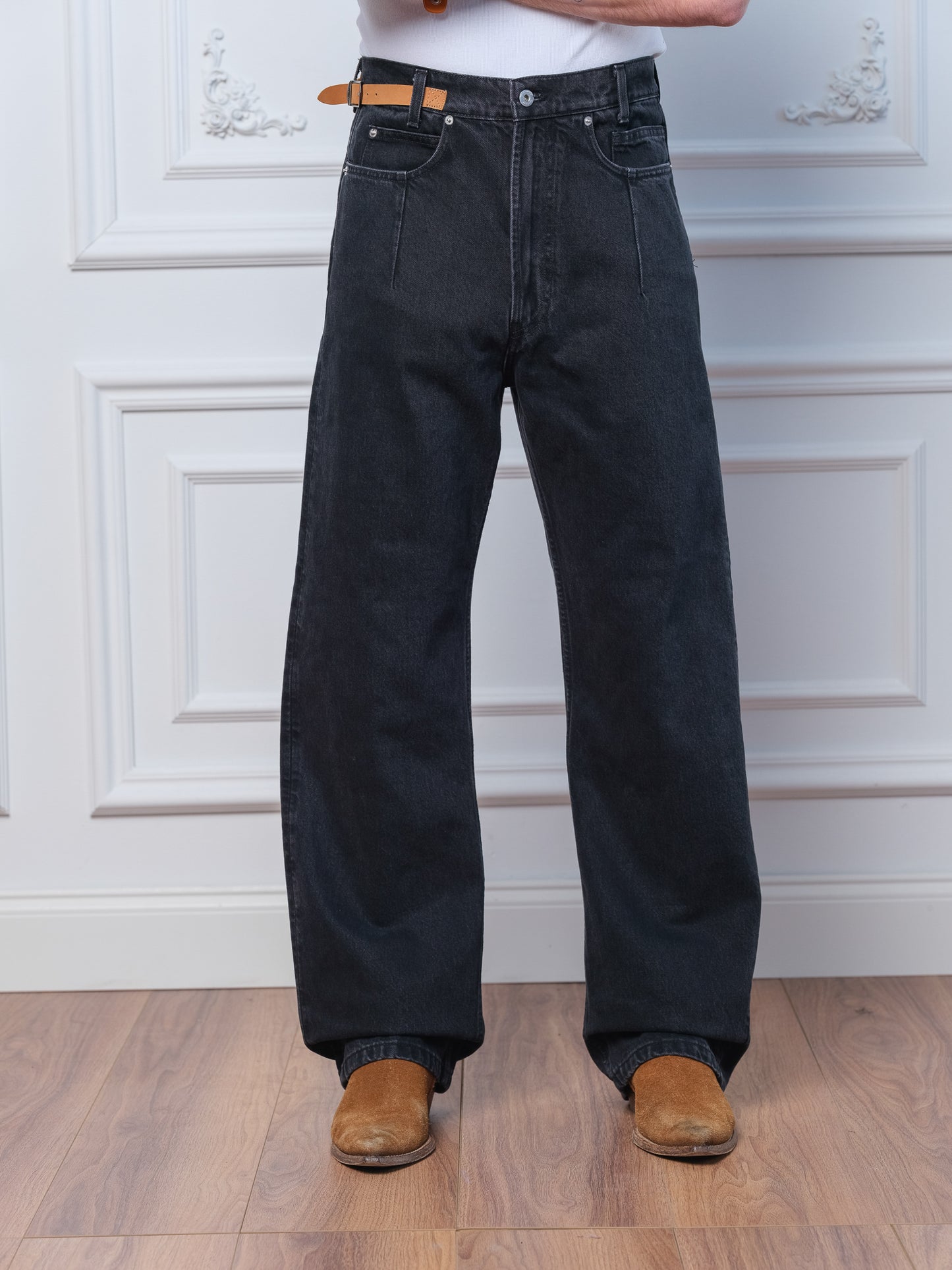 Traveler Jeans - Black Washed